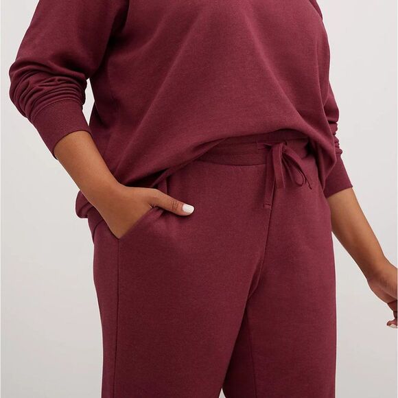 Torrid Classic Fit Flare Pant - Ultra Soft Fleece 3X - Picture 3 of 5